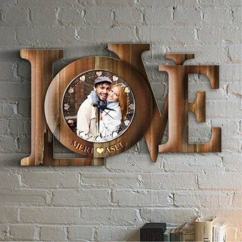Kişiye Özel Love Tasarımlı Ahşap Duvar Saati