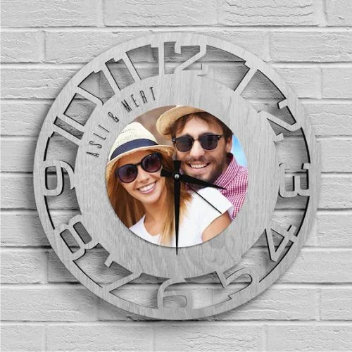 Kişiye Özel Resimli Farklı Tasarım Ahşap Duvar Saati