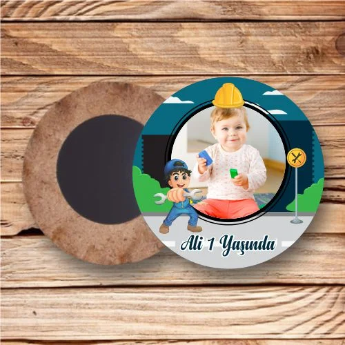 Tamirci Temalı Ahşap Daire Magnet