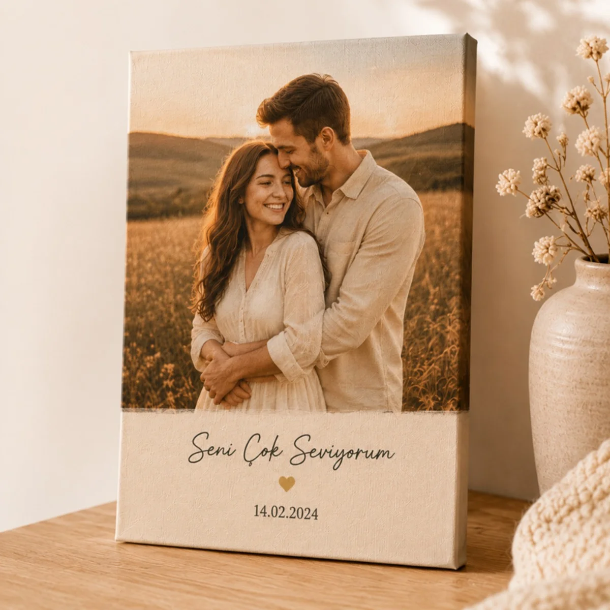 Kişiye Özel Fotoğraflı Kanvas Tablo – Seni Çok Seviyorum Tasarımlı 35x50 cm