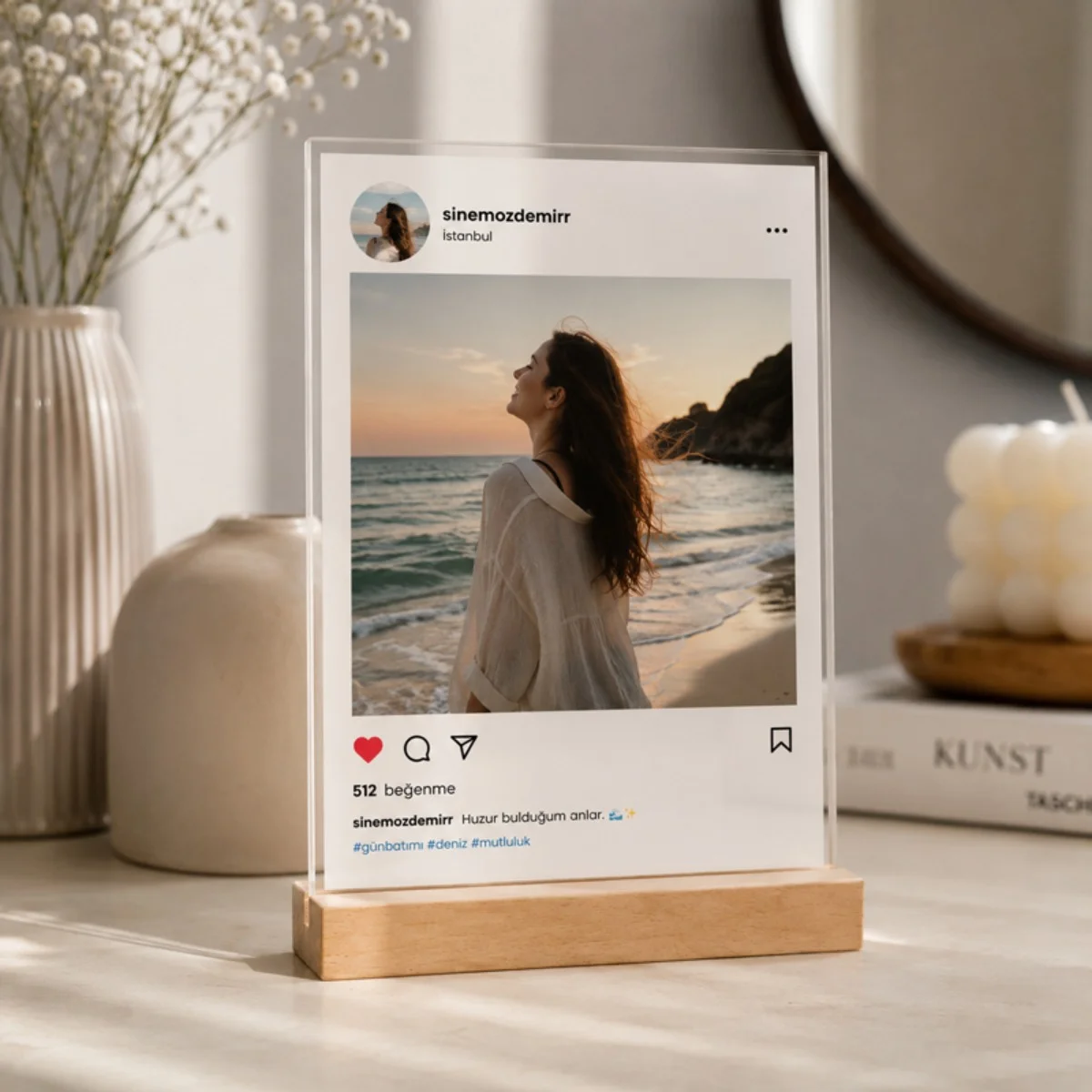 Instagram Tasarımlı Kişiye Özel Akrilik Plak – 13x18 cm Masa Üstü Dekor