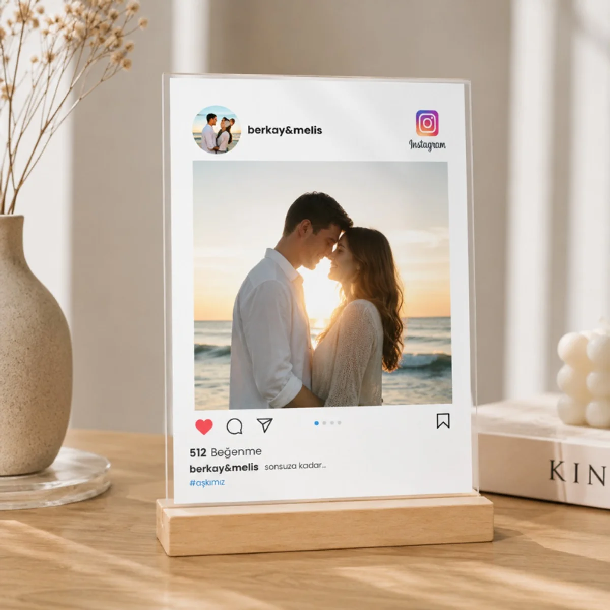 Instagram Tasarımlı Kişiye Özel Akrilik Plak – 13x18 cm Masa Üstü Dekor