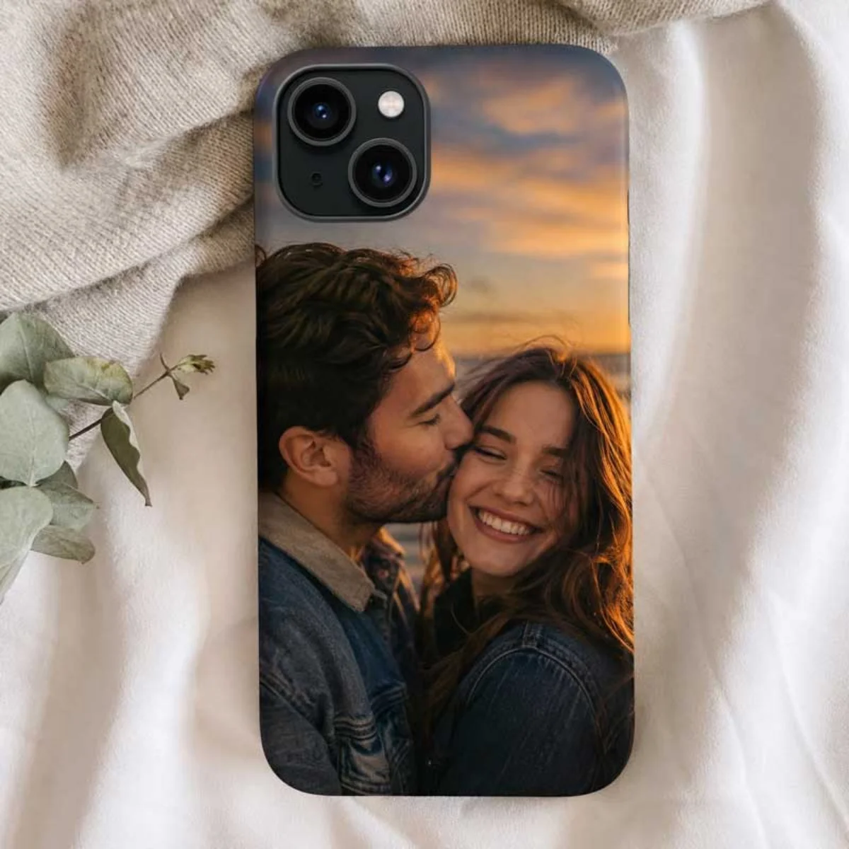 iPhone 14 Uyumlu Kişiye Özel Fotoğraf Baskılı Telefon Kılıfı - HD UV Baskı Darbe Emici Silikon Kılıf - Kişiye Özel | Bicazip - 2. görsel