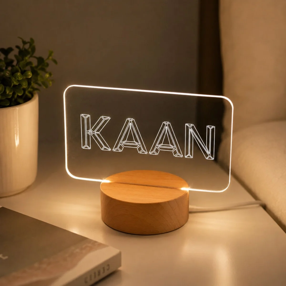 Kişiye Özel İsme Özel 3D Geometrik Harfli Ahşap Kaideli LED Gece Lambası