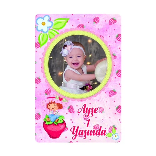 Çilek Temalı Doğum Günü Magneti  - 10 Adet