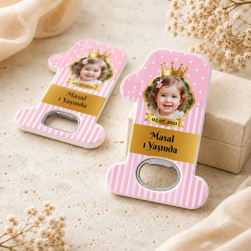 Kişiye Özel Pembe 1 Yaş Açacak Magnet – Kız Bebek Doğum Günü Hediyeliği