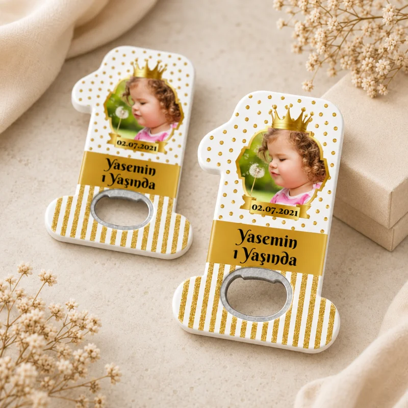 Kişiye Özel Sarı-Altın 1 Yaş Açacak Magnet – Bebek Doğum Günü Hediyeliği - Kişiye Özel | Bicazip - 2. görsel