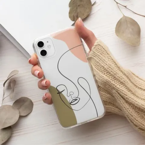 Şık Tasarımlı Telefon Kılıfı