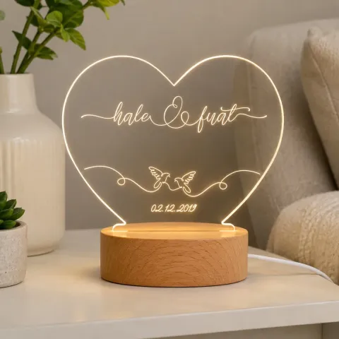 Kişiye Özel İsme ve Tarihe Özel Kalp Ahşap Kaideli LED Gece Lambası