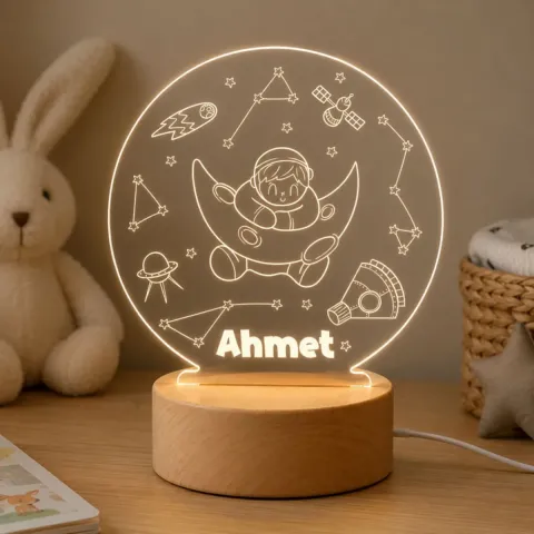 Kişiye Özel İsme Özel Astronot Çocuk Gece Lambası - Ahşap Kaideli LED Lamba