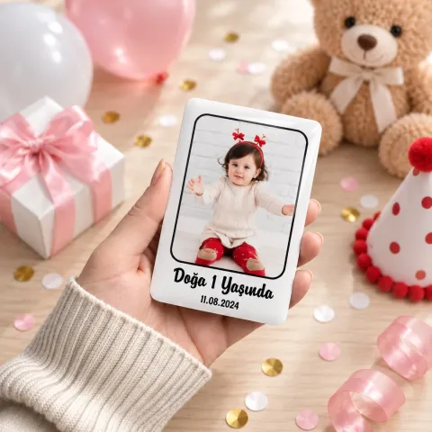 Kişiye Özel Fotoğraflı Beyaz Polaroid Çerçeveli Minimal Doğum Günü Magneti - 10 Adet