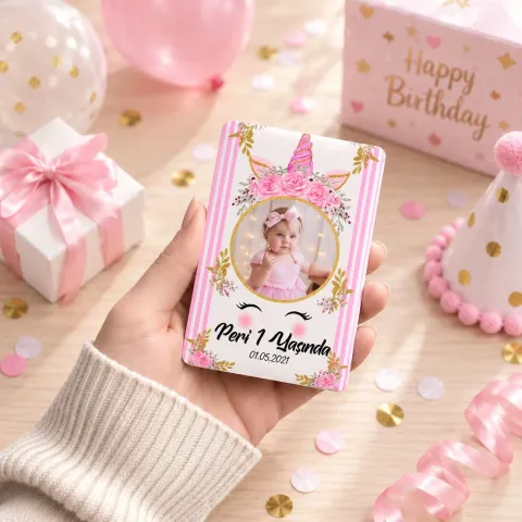 Kişiye Özel Fotoğraflı Pembe Unicorn Çerçeveli Dikey Doğum Günü Magneti - 10 Adet