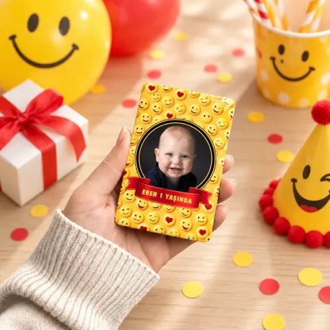 Kişiye Özel Fotoğraflı Sarı Emojili Doğum Günü Magneti - 10 Adet