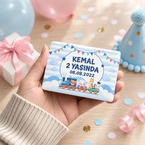 Kişiye Özel Mavi Trenli Bayraklı Yatay Doğum Günü Magneti - 10 Adet